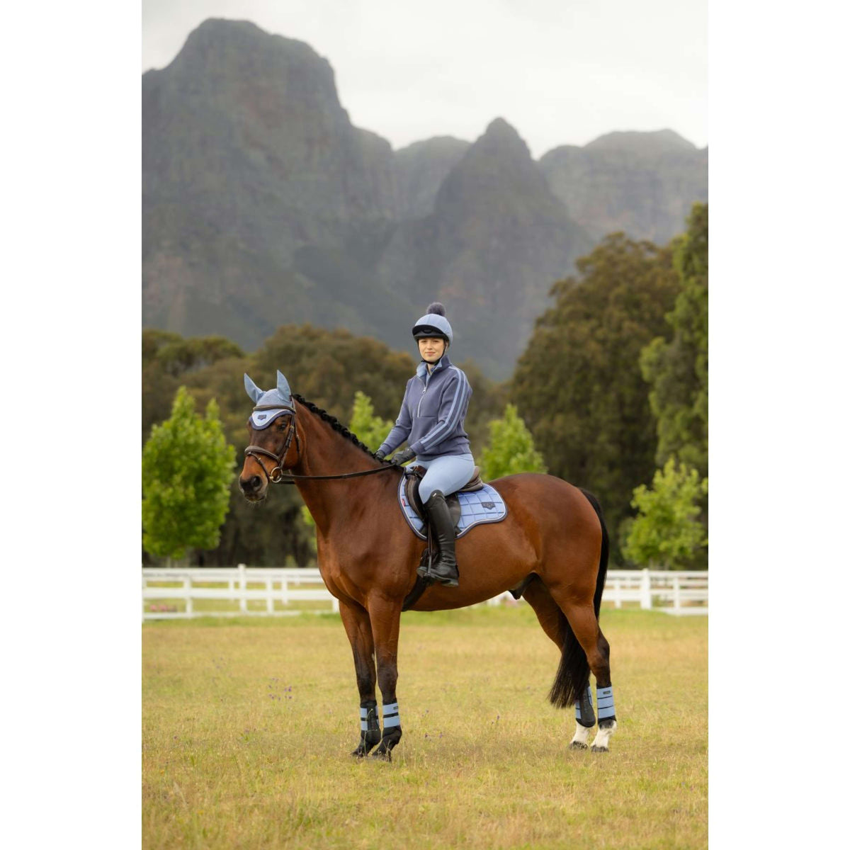 LeMieux Mantilla Loire Classic Square Propósito general Powder Blue