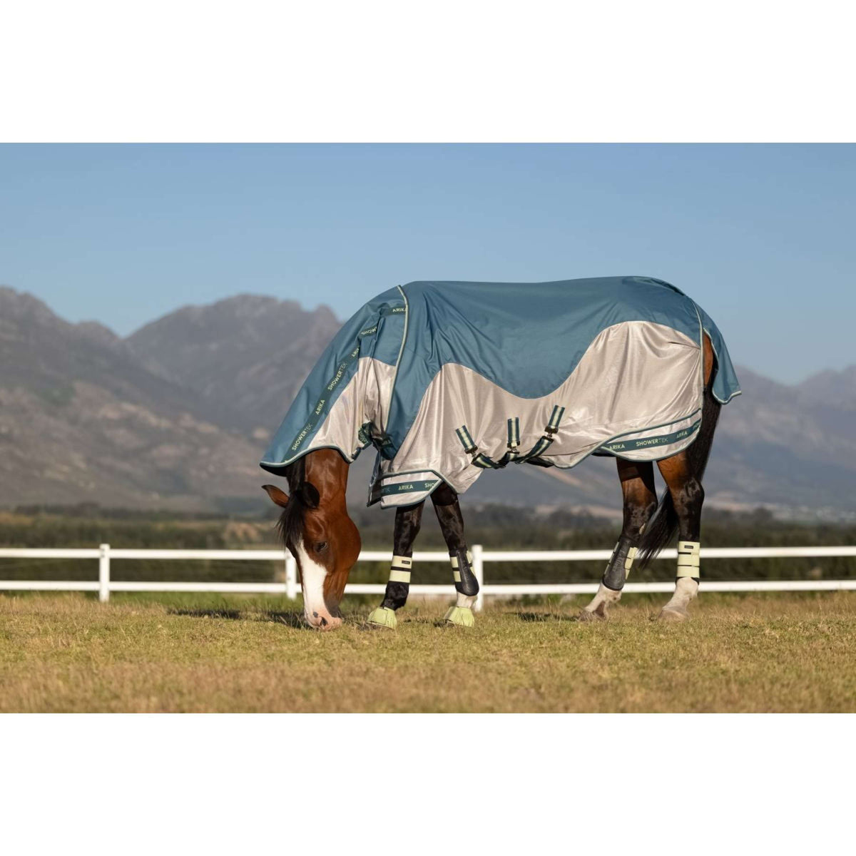 LeMieux Manta Antimoscas Arika Camo Shower-Tek Cuello Desmontable Jungle