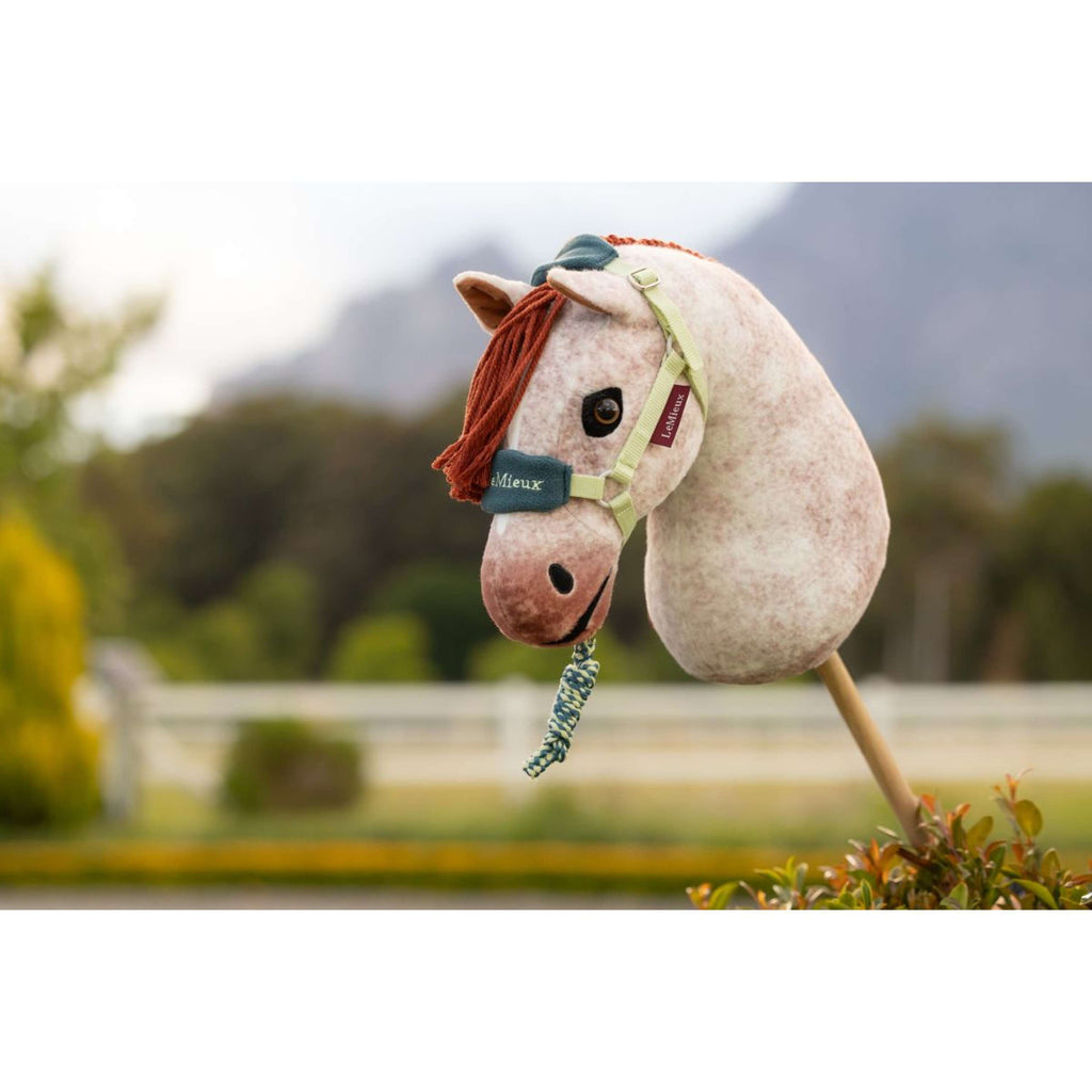 LeMieux Hobby Horse Vogue Cabezada Macaron