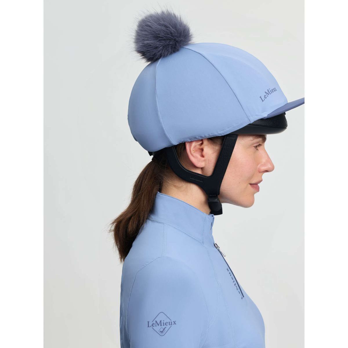 LeMieux Cubierta de tapa Classique Pom Powder Blue