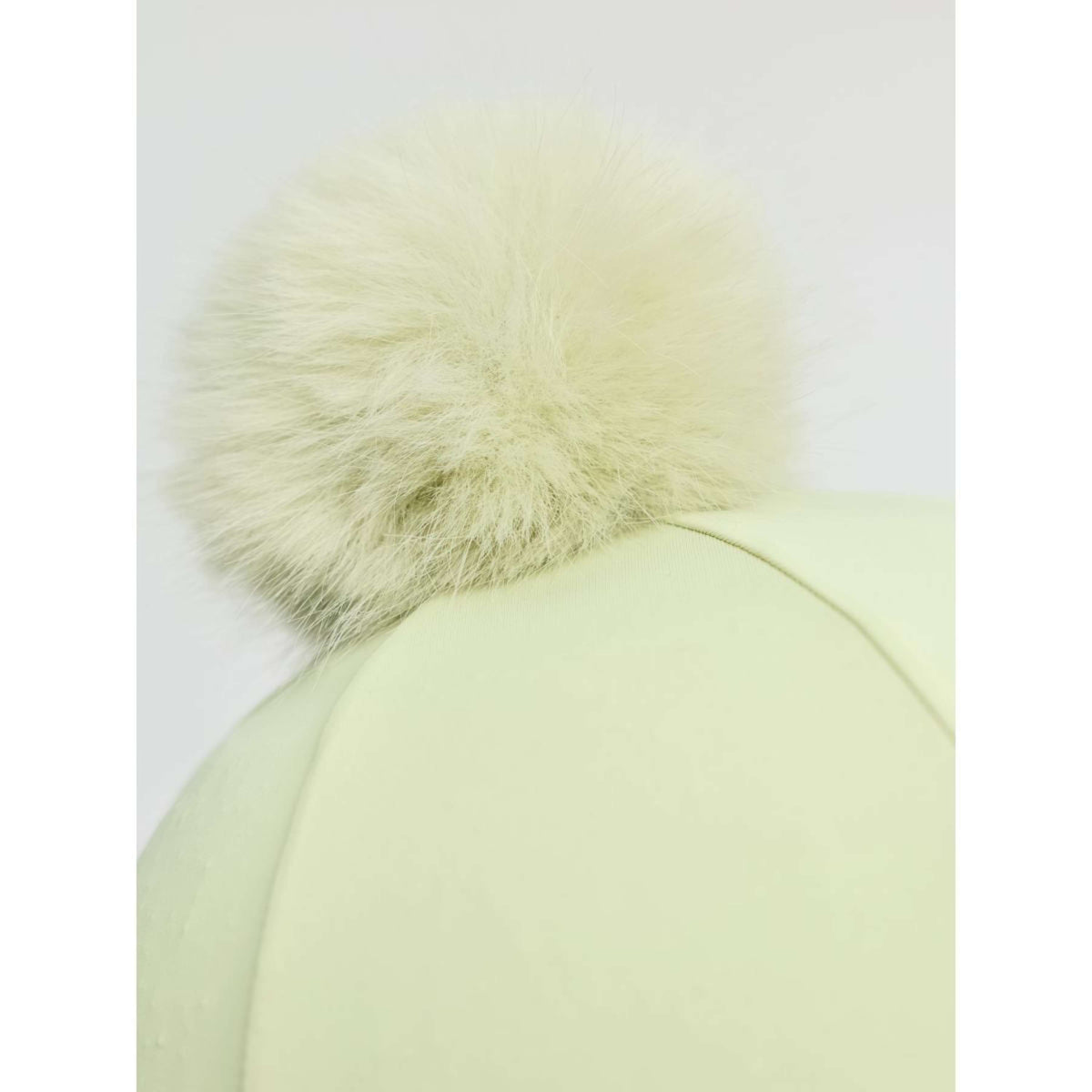 LeMieux Cubierta de tapa Classique Pom Macaron