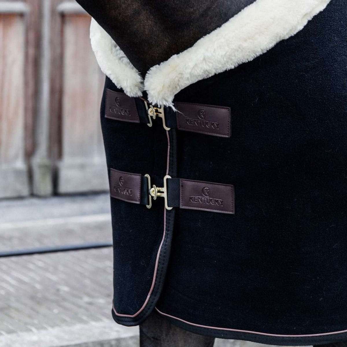 Kentucky Horsewear Manta para el sudor Show Fleece Heavy Negro