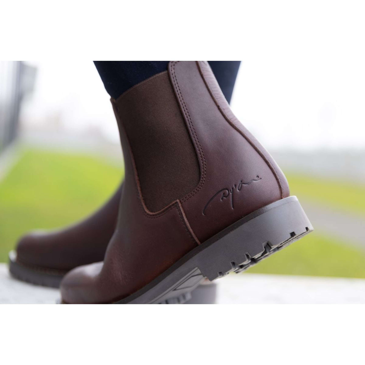 Dyon Chelsea Boots Marron