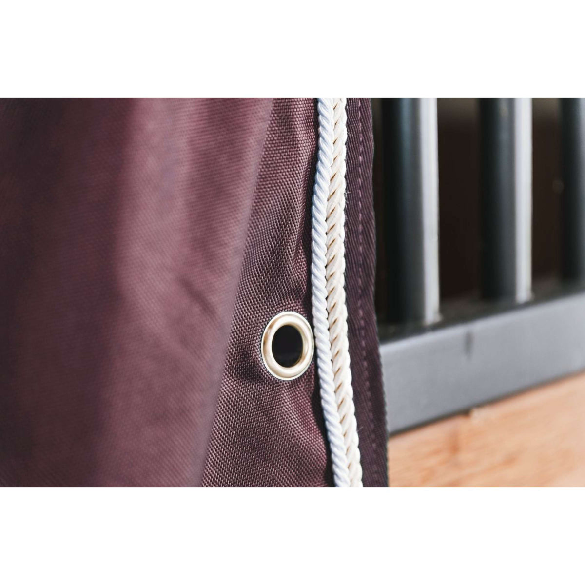 Kentucky Horsewear Cortinas de Establo Classic con Compartimentos Bordeaux