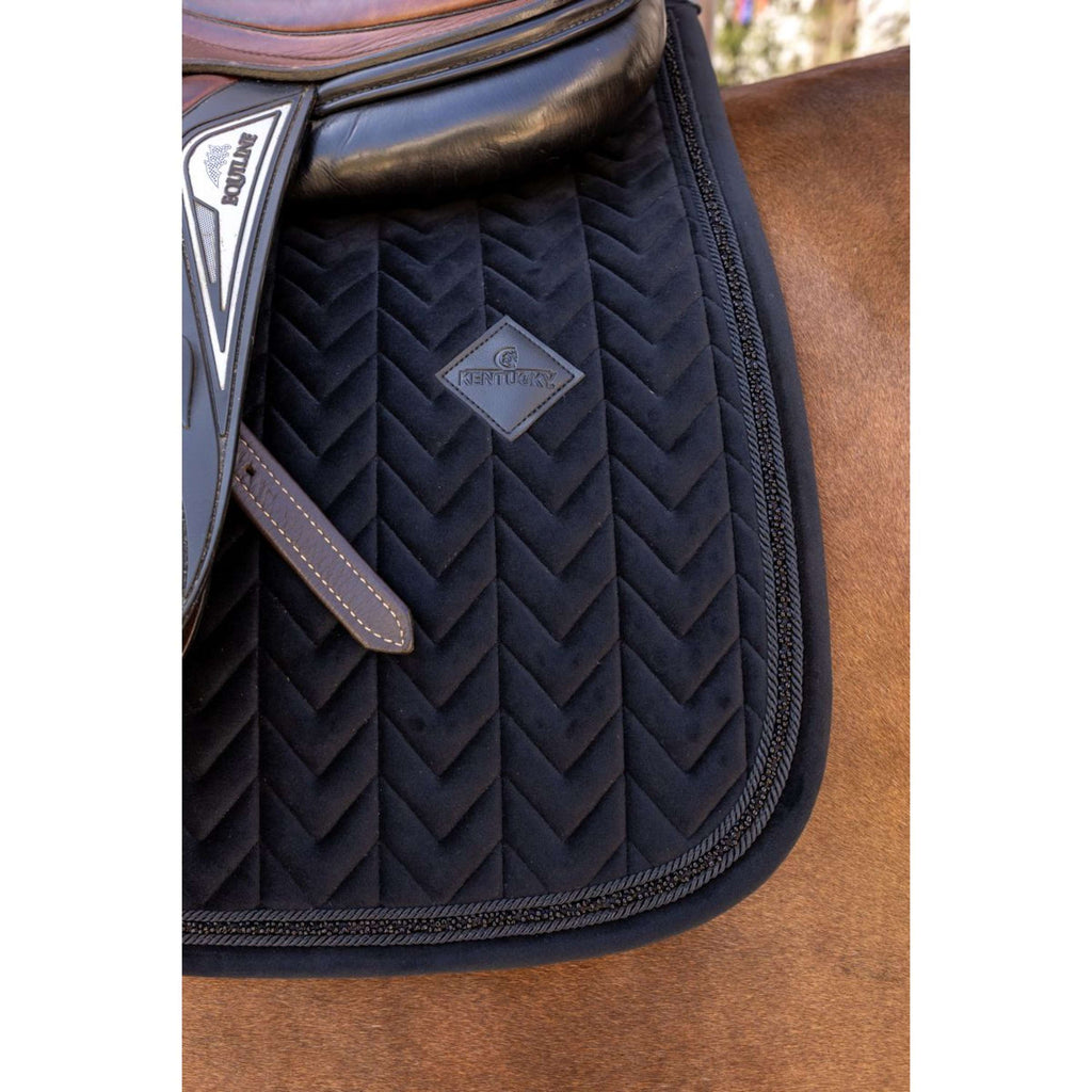 Kentucky Mantilla Velvet Mini Pearls saltando Negro