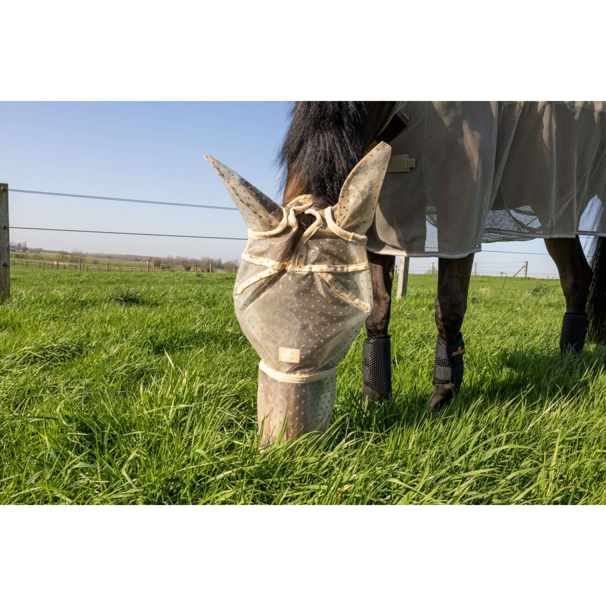 Kentucky Máscara para Moscas Heart con Orejas y Nariz Beige