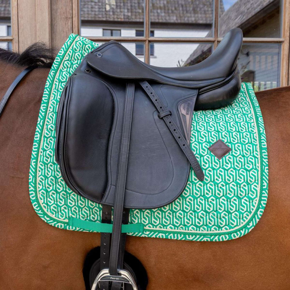 Kentucky Mantilla Velvet Maze Cipher Doma clásica Blanco/Verde