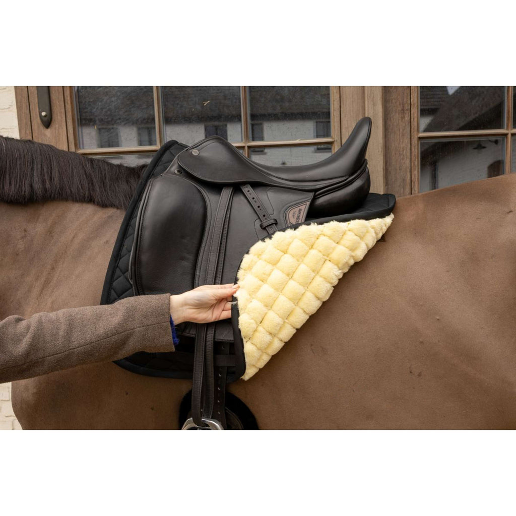 Kentucky Mantilla Skin Friendly Diamond Doma clásica Negro