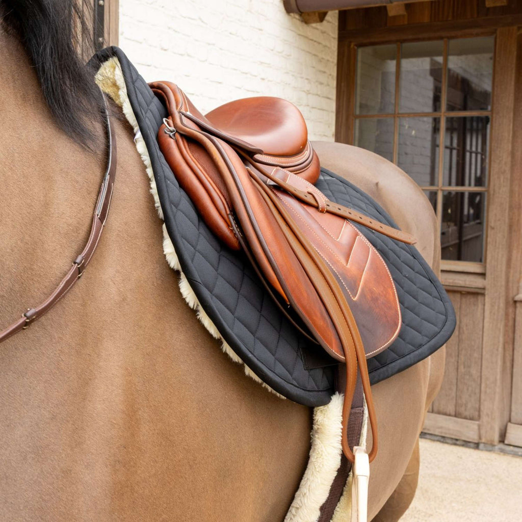 Kentucky Mantilla Skin Friendly Diamond saltando Negro