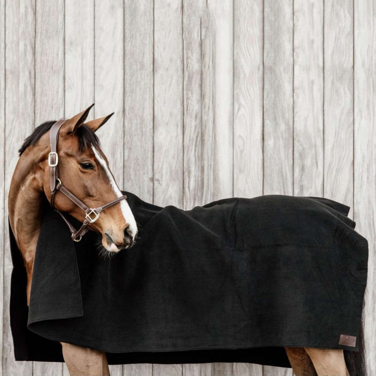 Kentucky Horsewear Manta de Forro Polar Heavy Square Negro