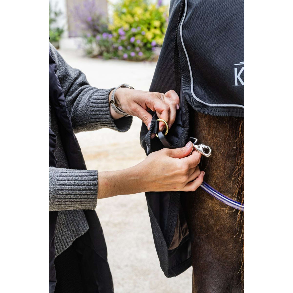 Kentucky Turnout Rug All Weather Comfort Waterproof 100g Negro