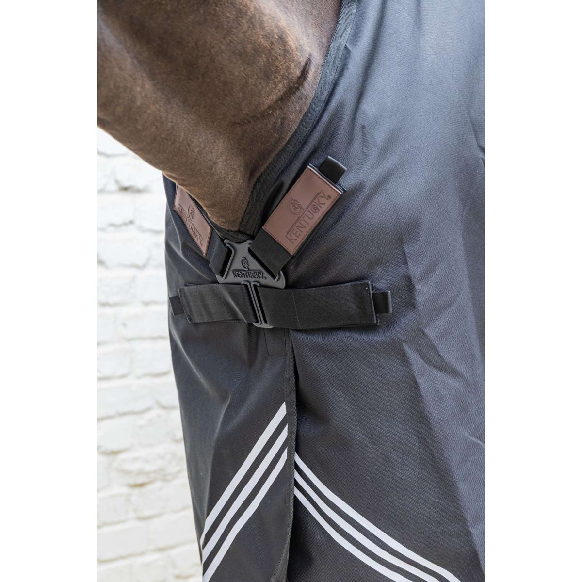 Kentucky Turnout Rug All Weather Comfort Waterproof 100g Negro