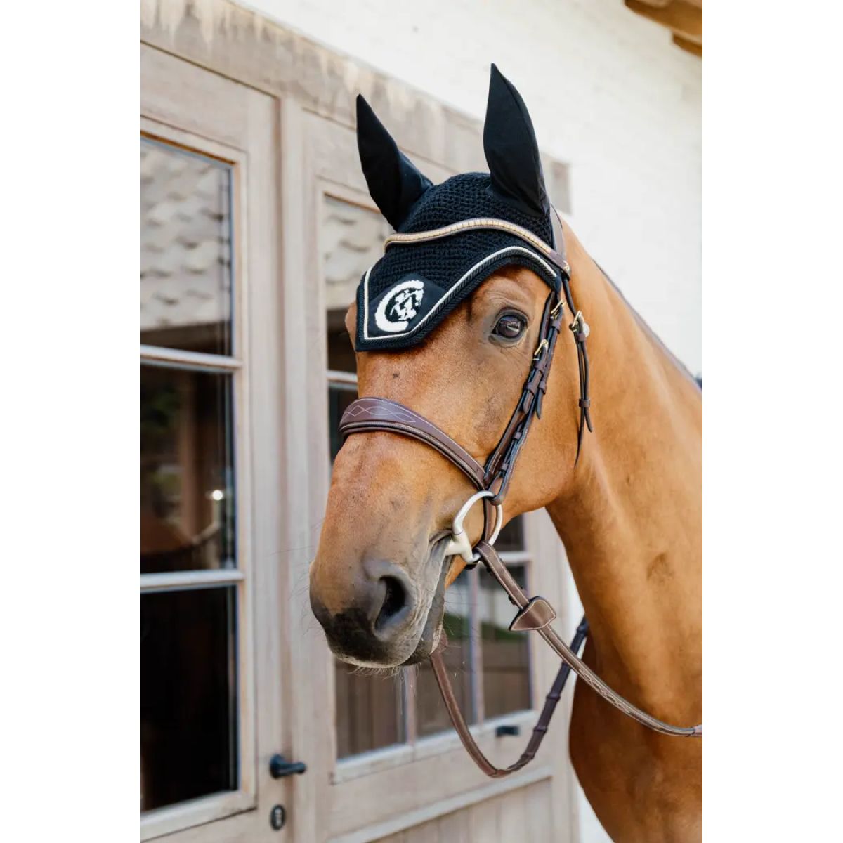 Kentucky Horsewear Bonete para Orejas Wellington 3D Logo Negro