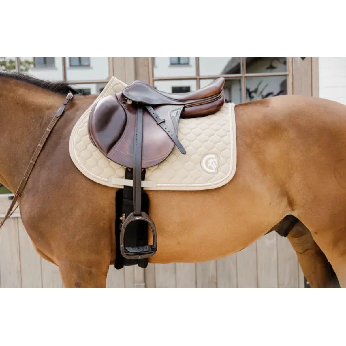 Kentucky Horsewear Mantilla Onion Quilt 3D Logo Springen Beige