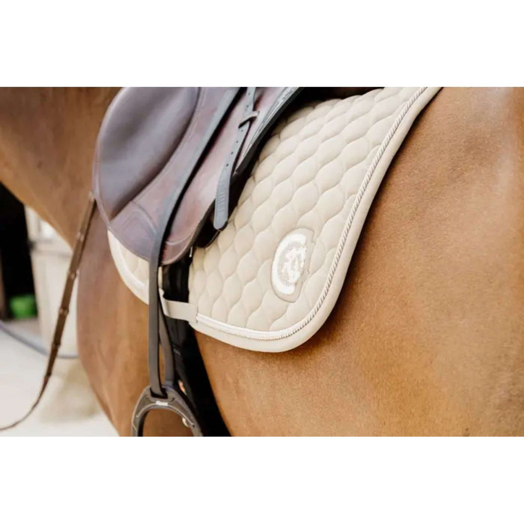 Kentucky Horsewear Mantilla Onion Quilt 3D Logo Saltando Beige