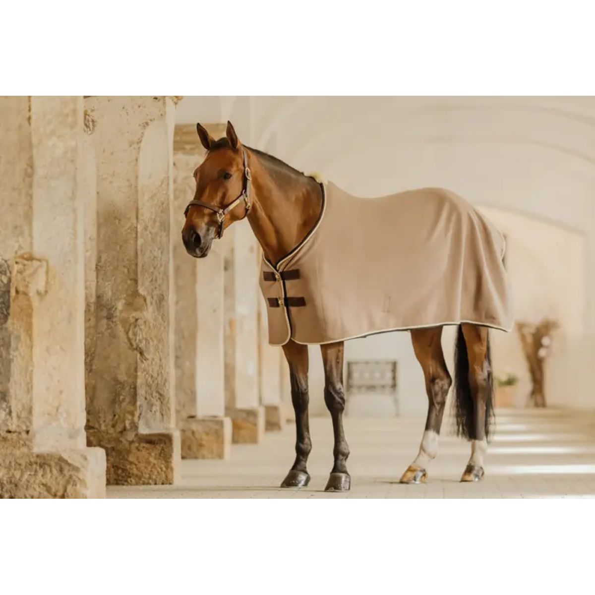 Kentucky Horsewear Manta Polar Show Vegan Wool Beige