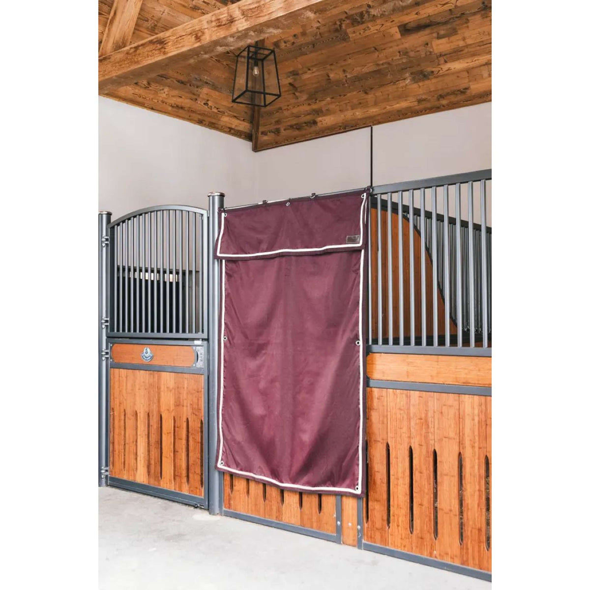 Kentucky Horsewear Cortinas de Establo Classic Bordeaux