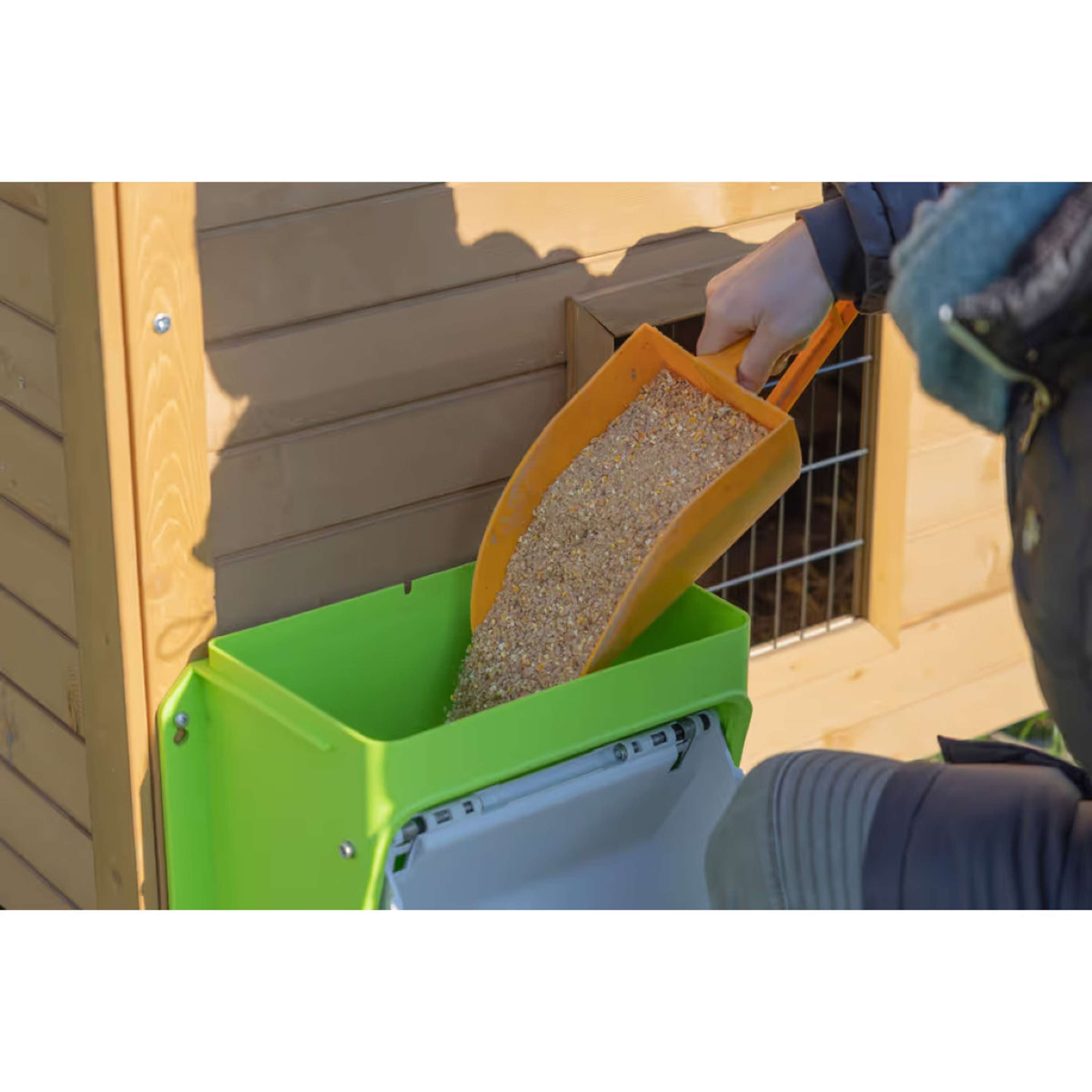 Kerbl Alimentador Automático con Solapa Protectora Verde
