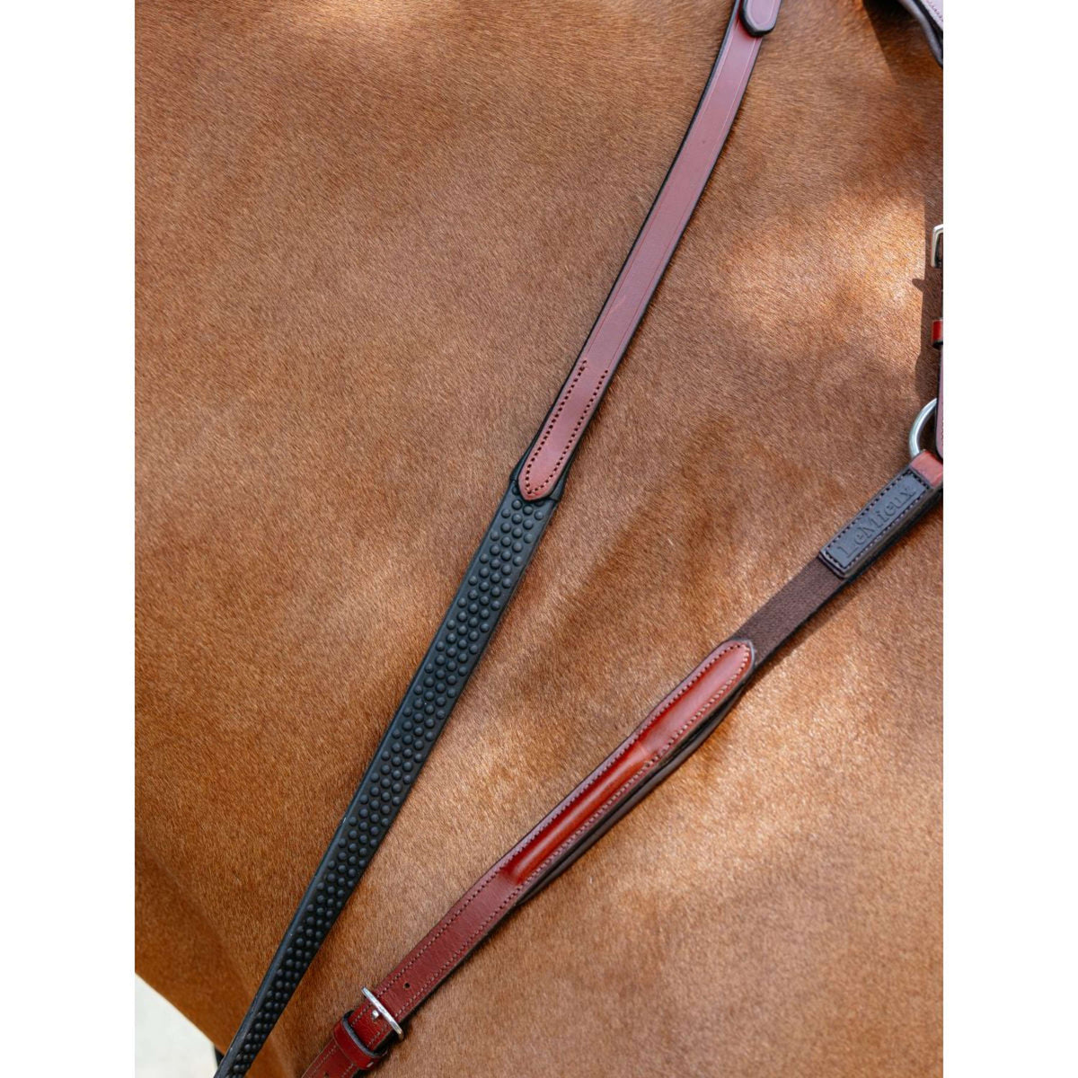 LeMieux Arnés de Pecho D-Ring Attachment Castaña