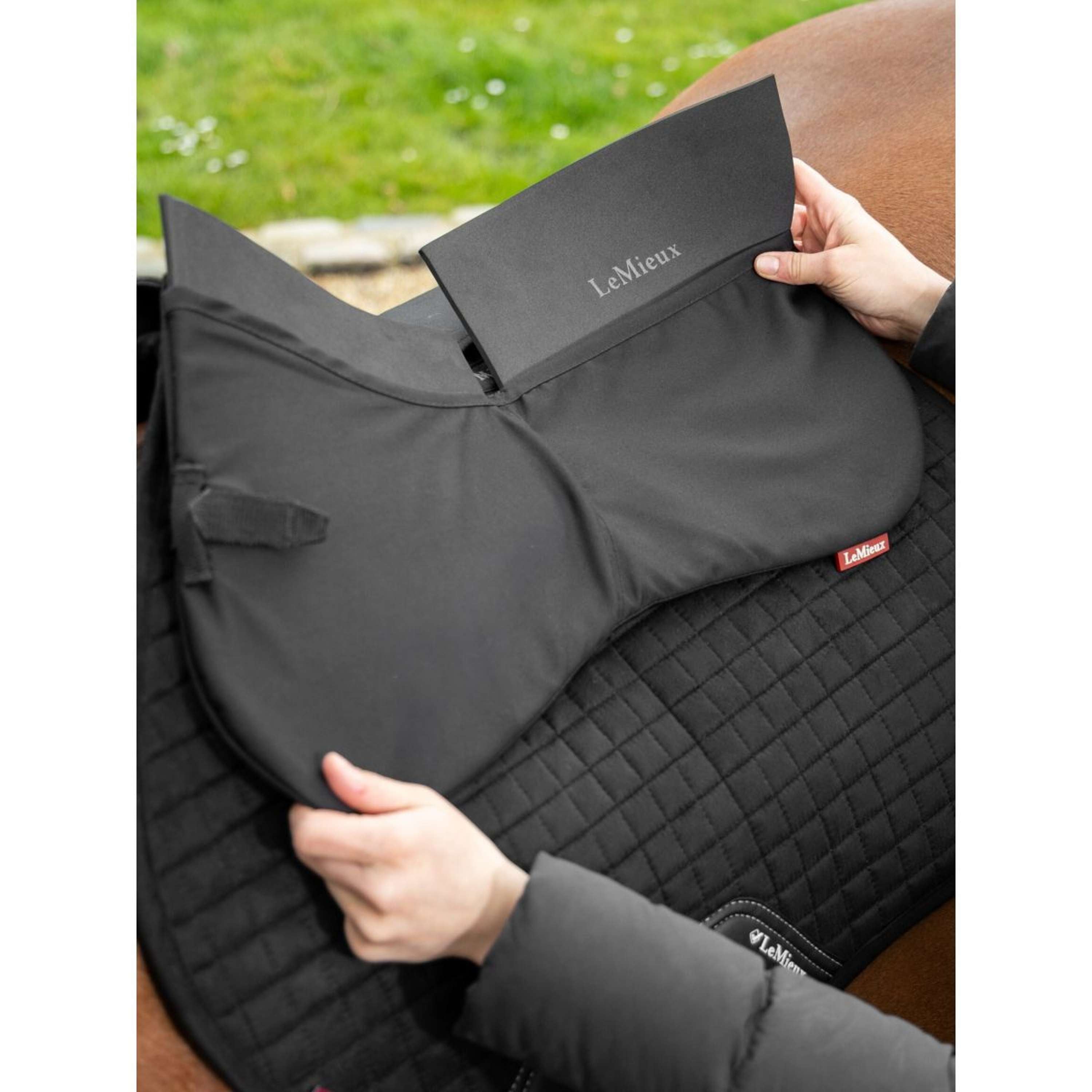 LeMieux Mantilla Pro-Sorb Plain Negro