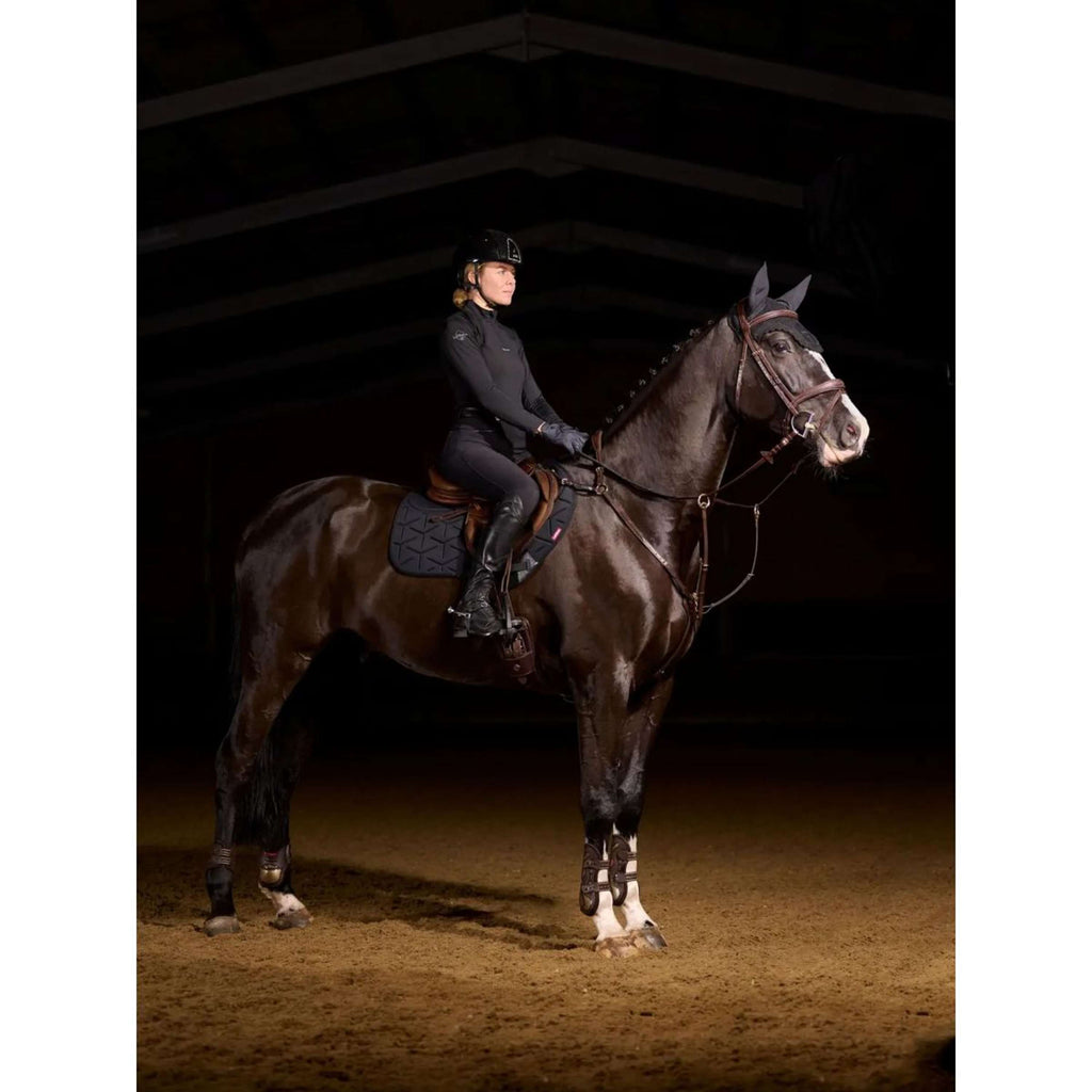 LeMieux Mantilla ProForm saltando Negro