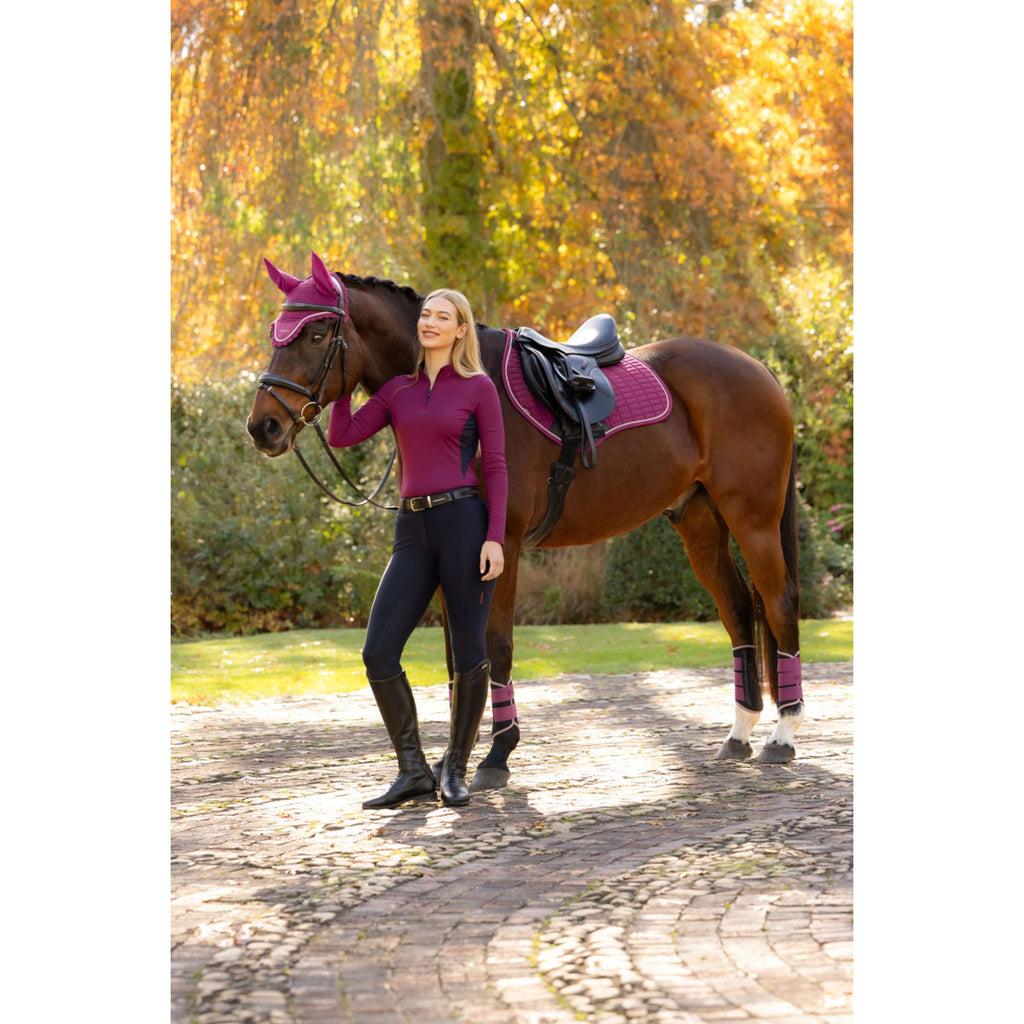 LeMieux Mantilla Suede Close Contact Square Saltando Blackberry