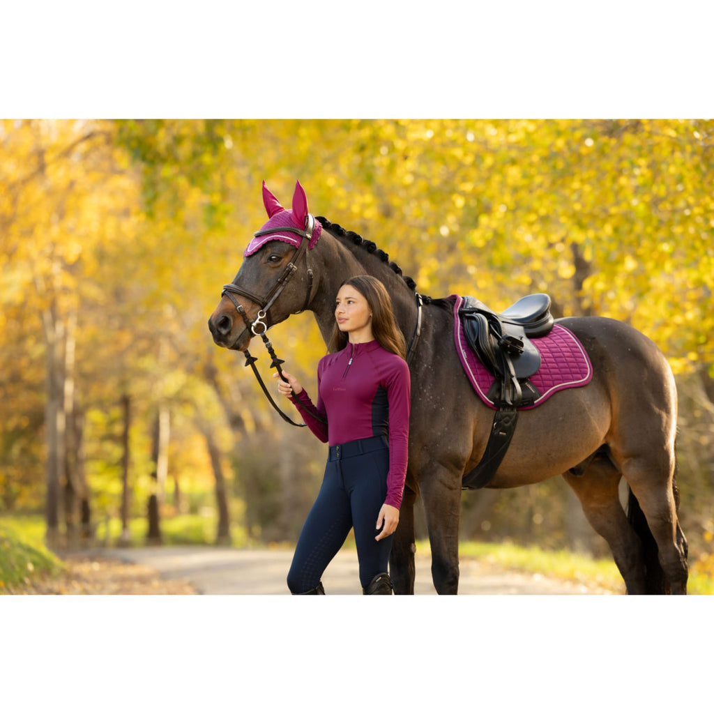 LeMieux Mantilla Suede Square Versatilidad Blackberry