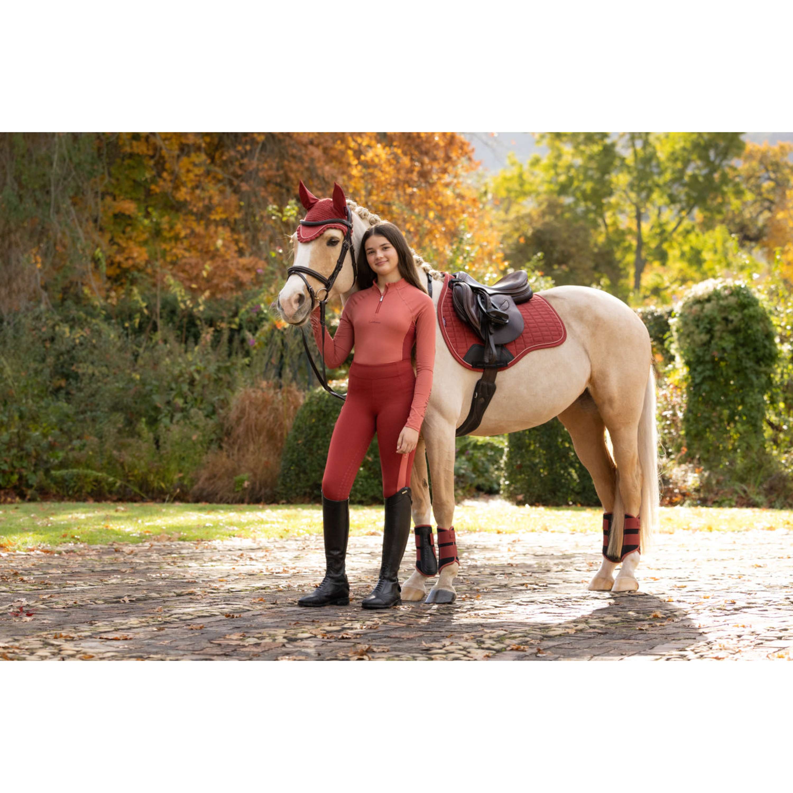 LeMieux Mantilla Suede Square Versatilidad Russet