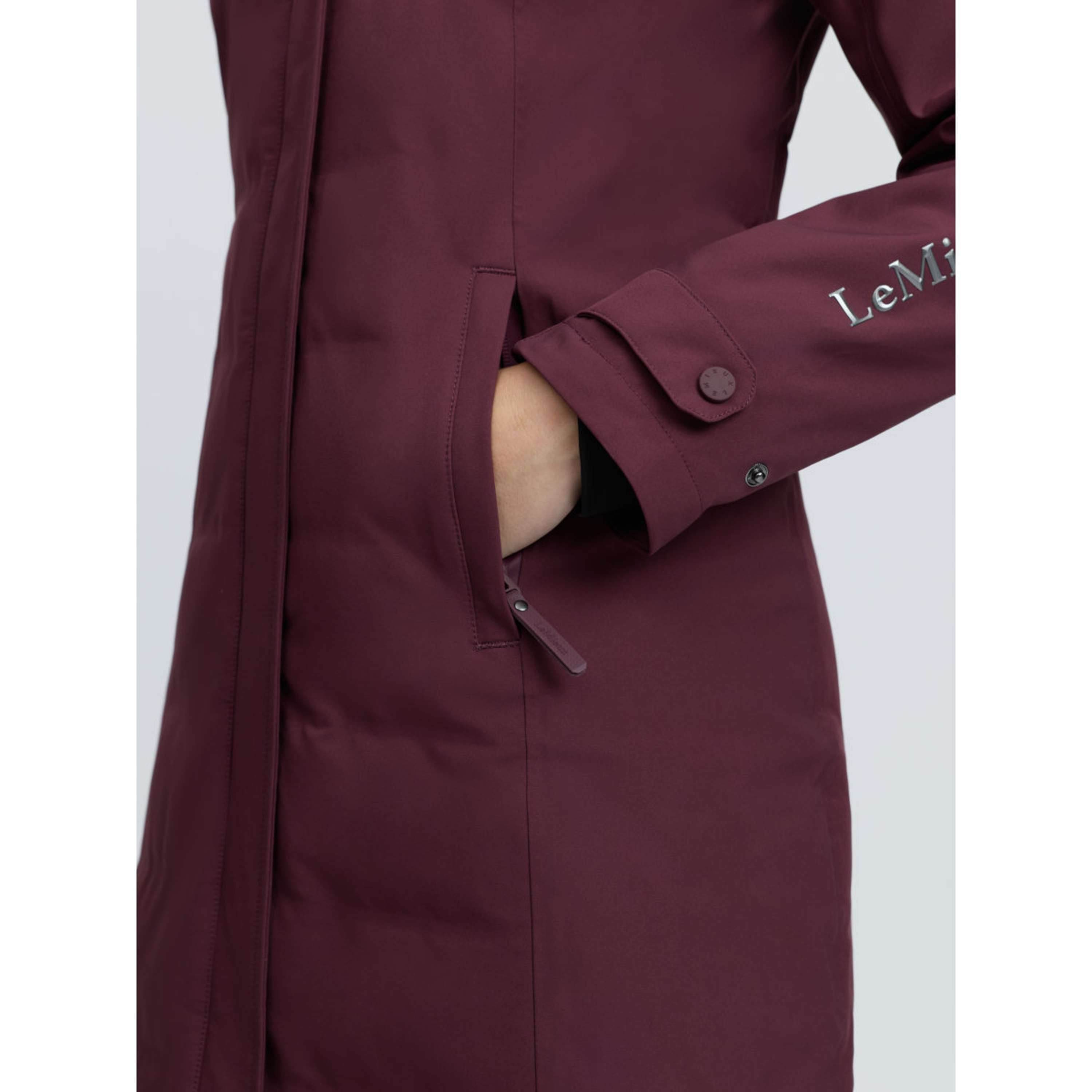 LeMieux Abrigo Largo Erin Waterproof Padded Bramble