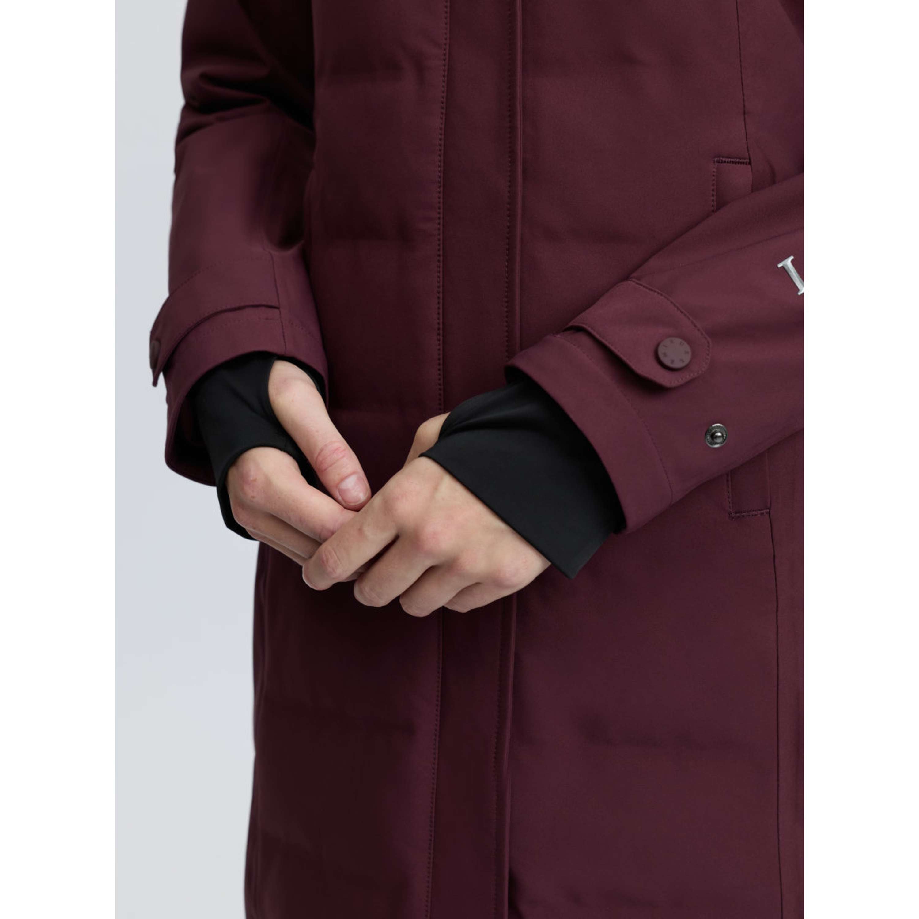 LeMieux Abrigo Largo Erin Waterproof Padded Bramble