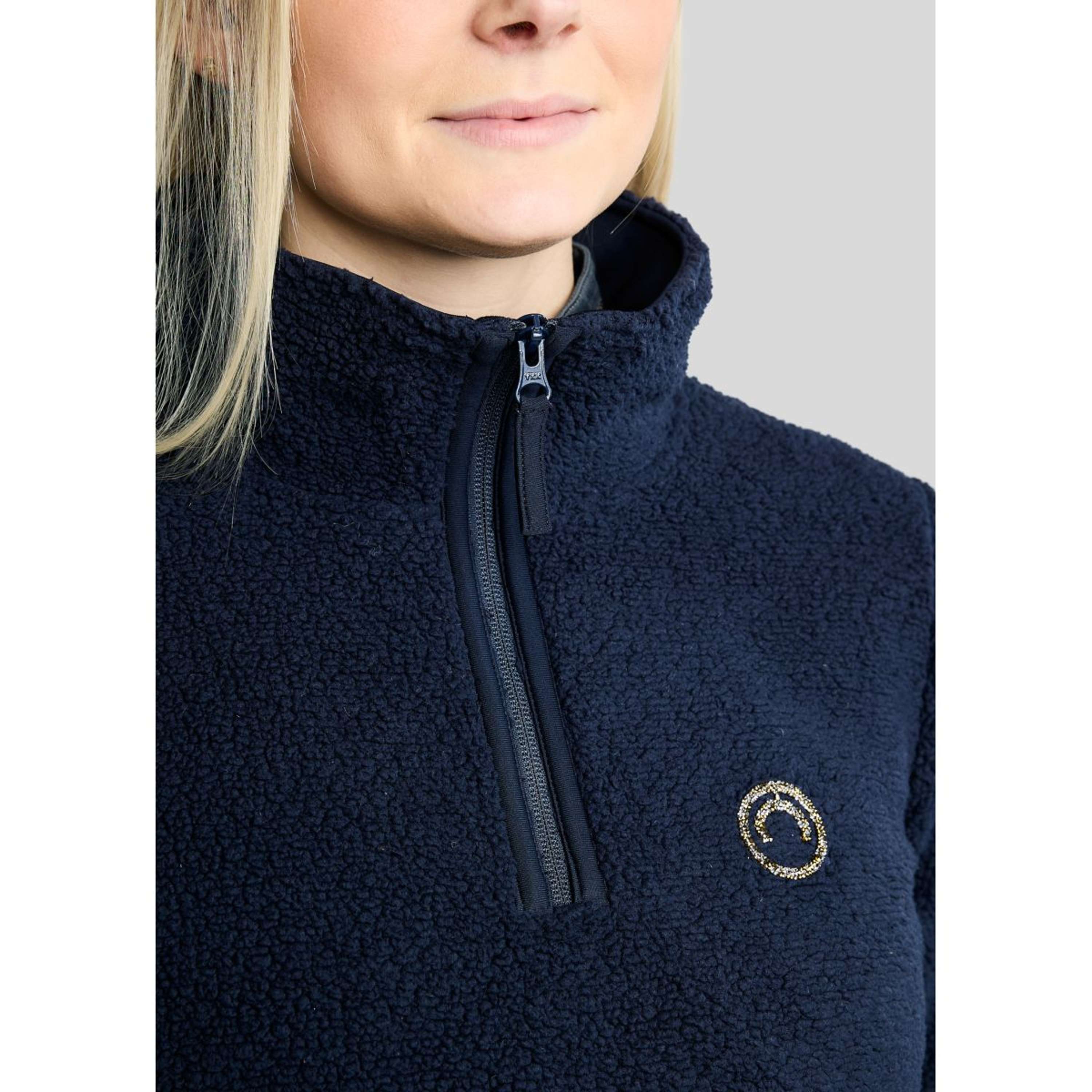 Montar Suéter MoEbba Q-Zip Teddy Pile Golden Quartz Navy