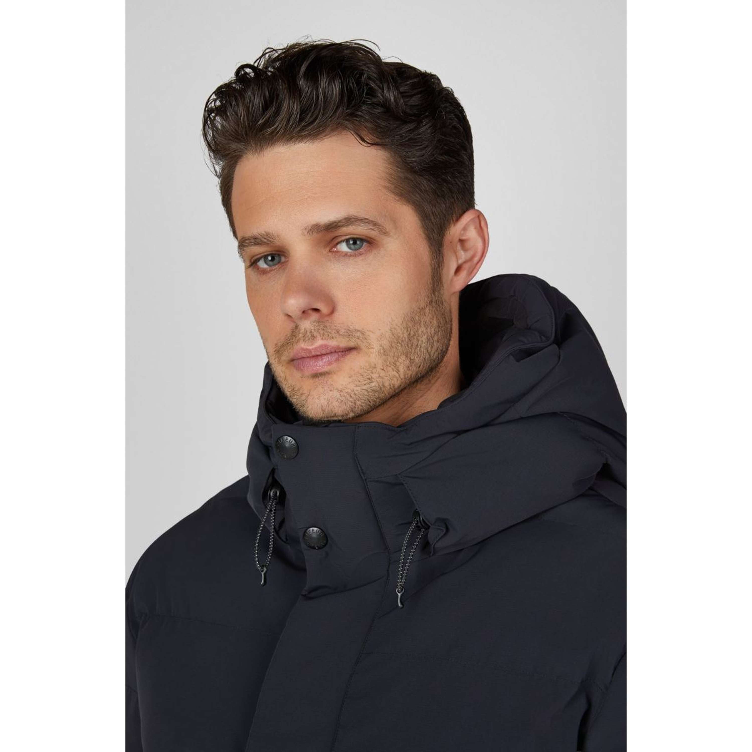 Pikeur Abrigo de Invierno Quilted Athleisure AW26 Hombres Negro