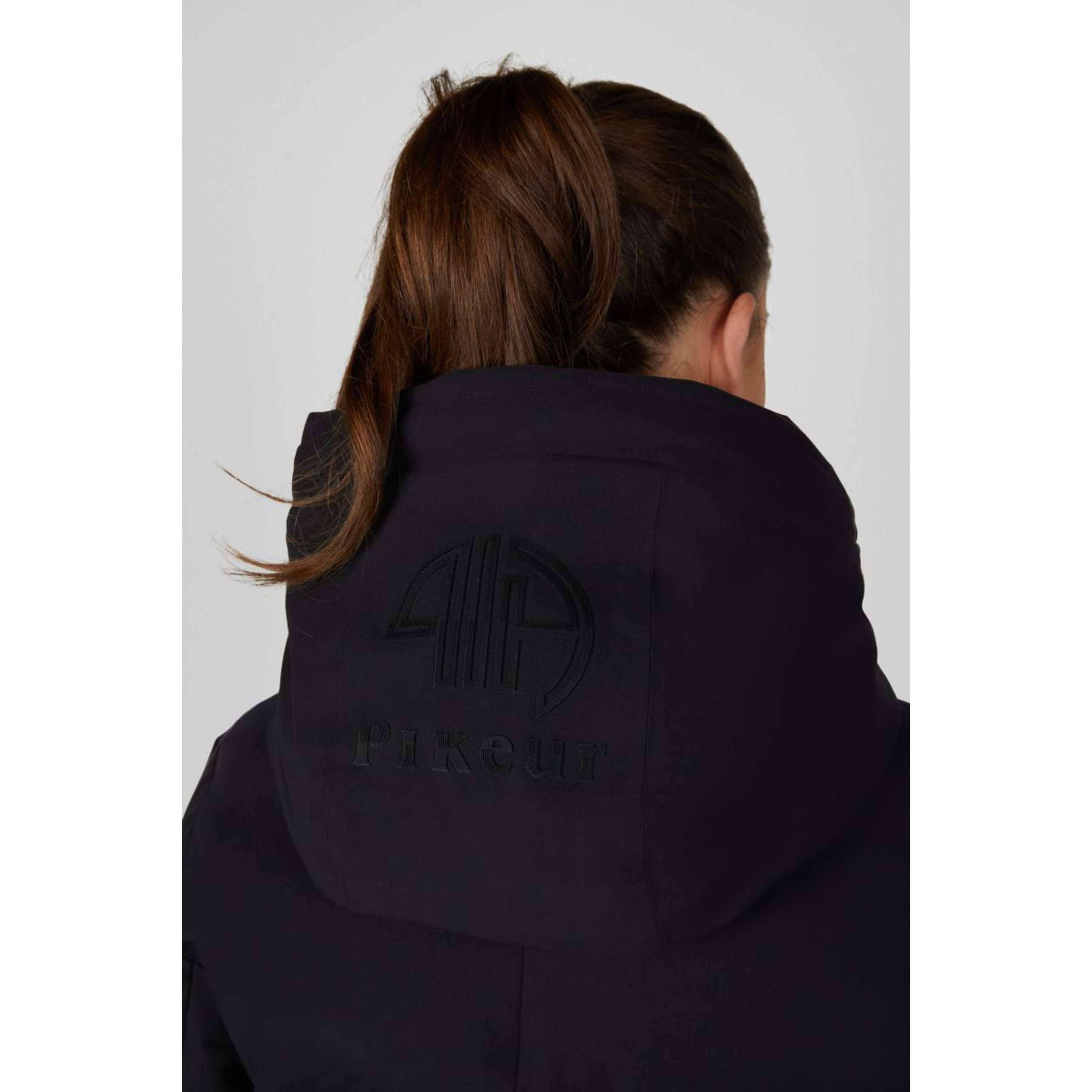 Pikeur Chaqueta Waterproof Athleisure AW26 Negro