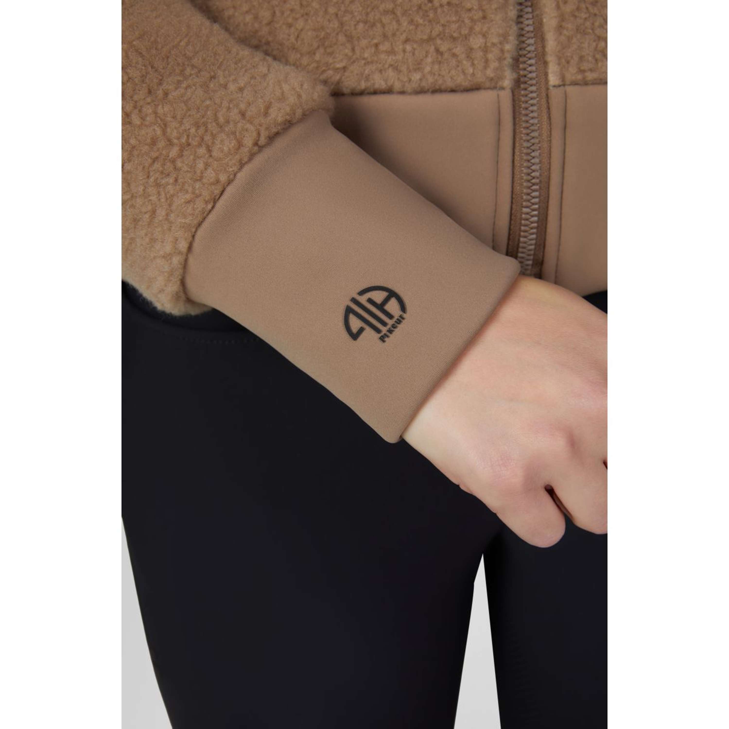 Pikeur Sudadera con capucha y cremallera Teddyfleece Athleisure AW26 Toffee Beige