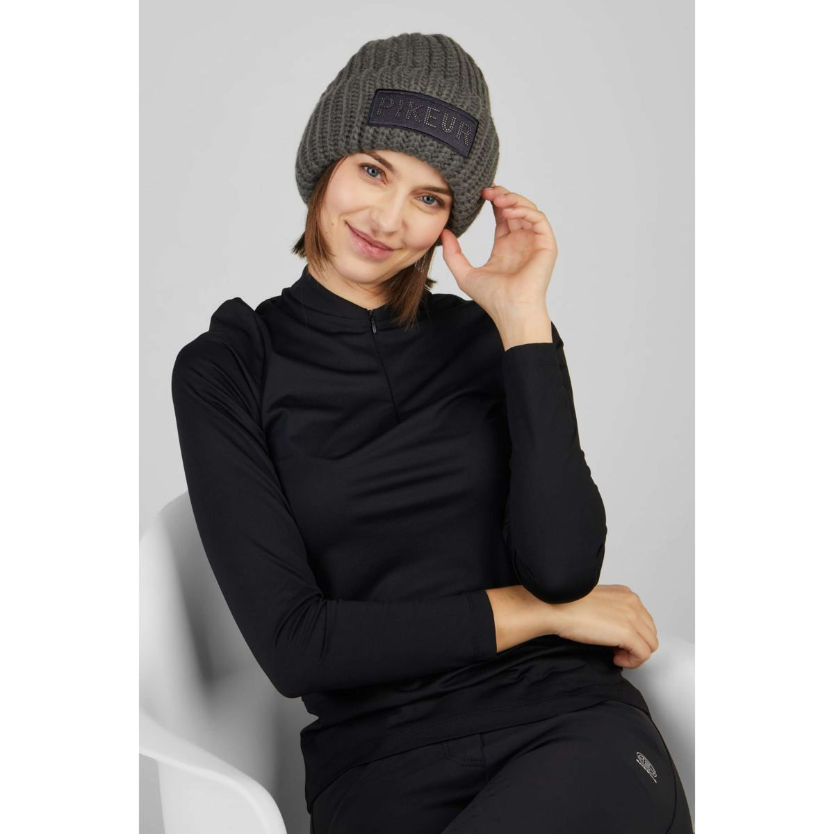 Pikeur Gorro Sports Strass Antracita