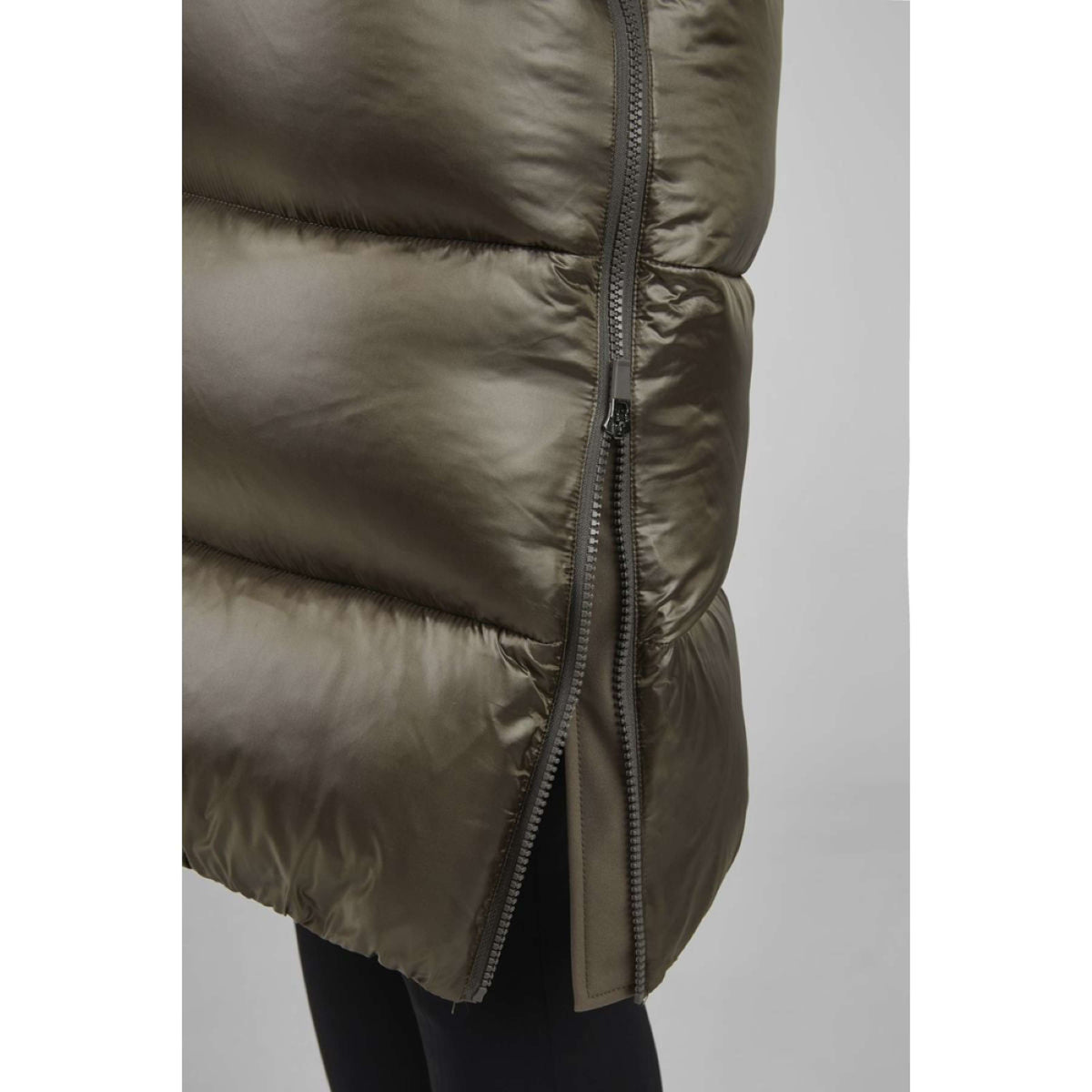 Pikeur Abrigo Largo Quiltes AW25 Slate Brown