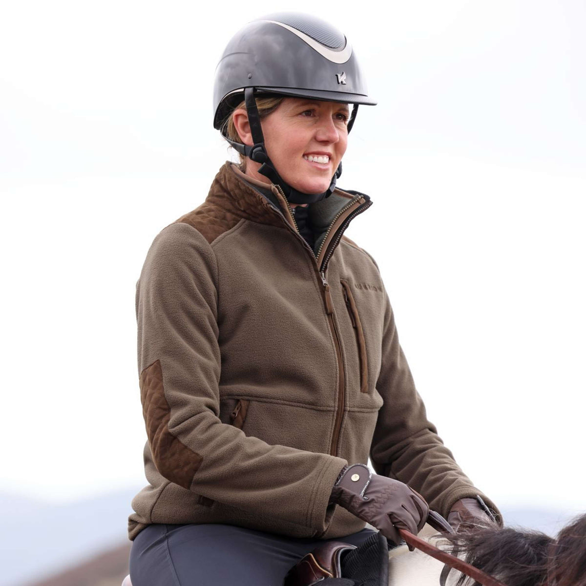 Aubrion by Shires Sudadera con capucha y cremallera Heritage Fleece Oliva oscura