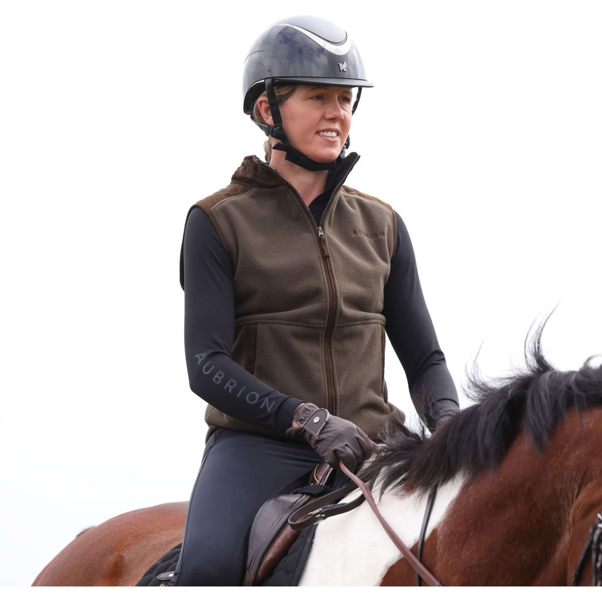 Aubrion by Shires Chaleco Heritage Fleece Oliva oscura