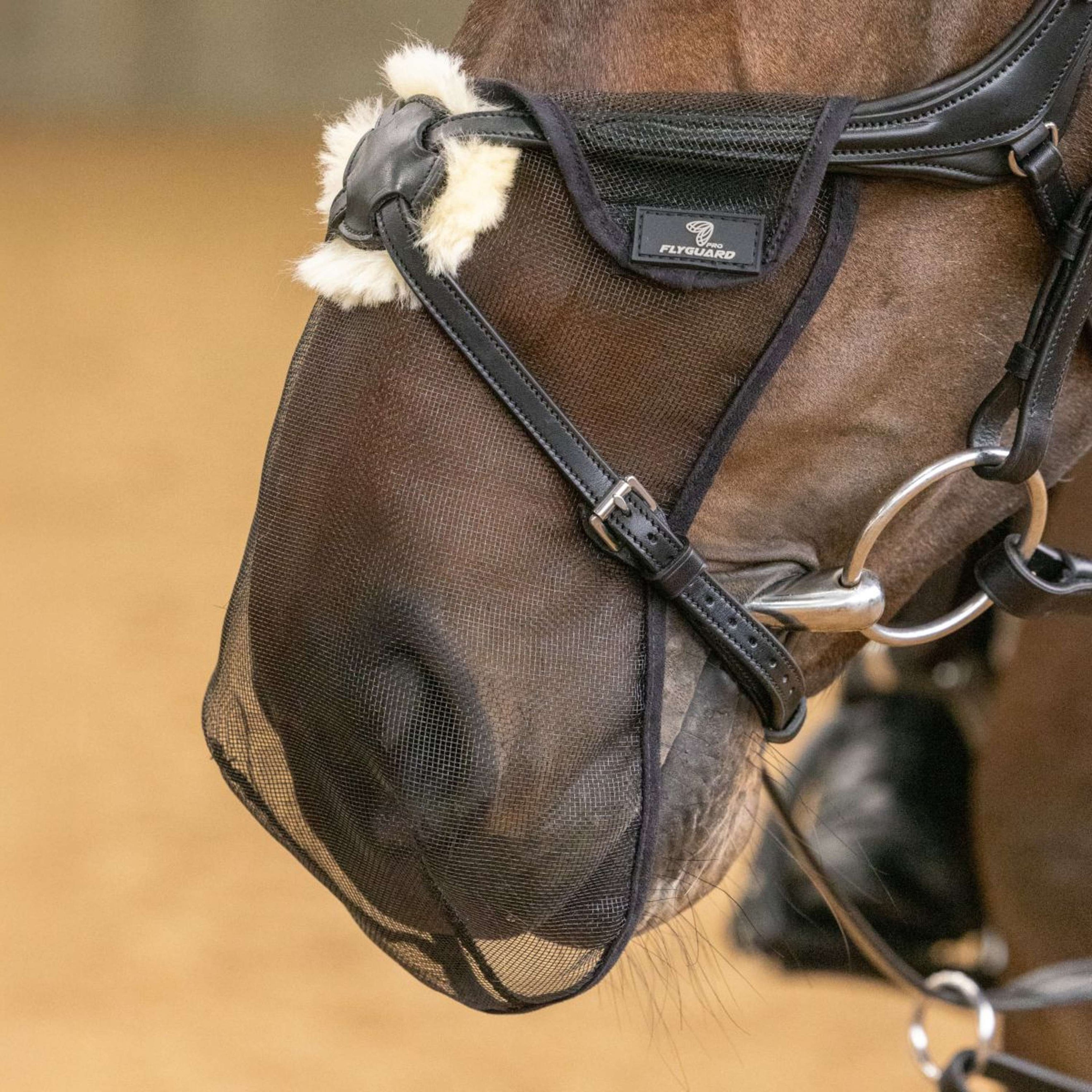 FlyGuard by Shires Red nasal Pro Negro FlyGuard by Shires Red nasal Pro Negro