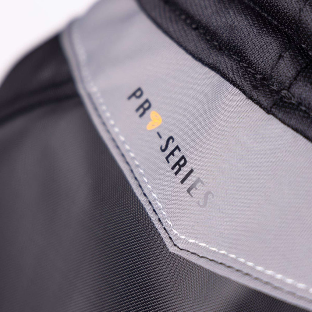 FlyGuard by Shires Máscara para Moscas Pro Fine Mesh Sin Orejas con Flecos Jet