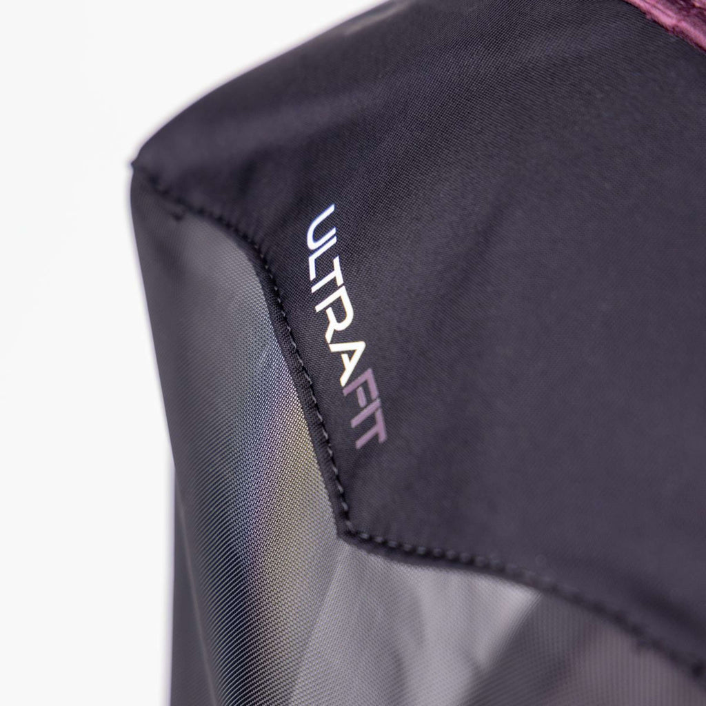 FlyGuard by Shires Máscara para Moscas Pro Deluxe con Orejas y Nariz Black Cherry