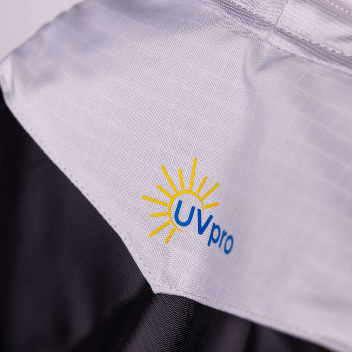 FlyGuard Máscara para Moscas Pro Sun Shade con Orejas y Flecos Blanco