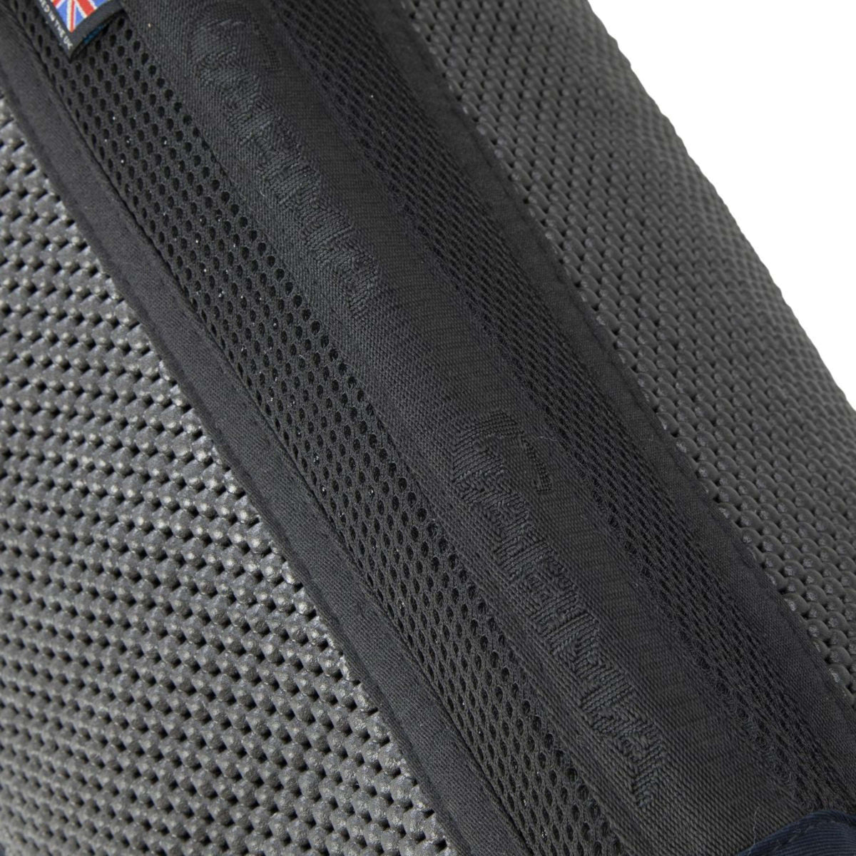 Arma by Shires Mantilla Soft Grip saltando Navy