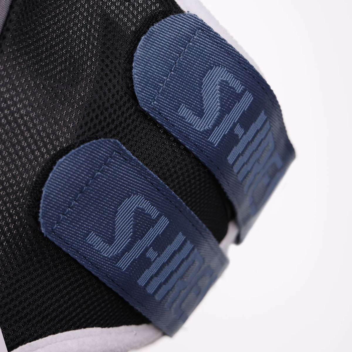 FlyGuard by Shires Máscara para Moscas Pro Air Motion con Orejas y Nariz Deep Airforce Blue