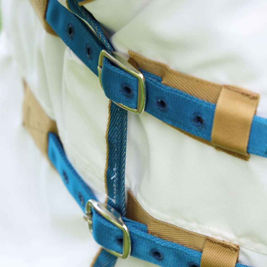 Tempest Plus by Shires Manta para Eczema Sweet-Itch Combo Blanco/Airforce