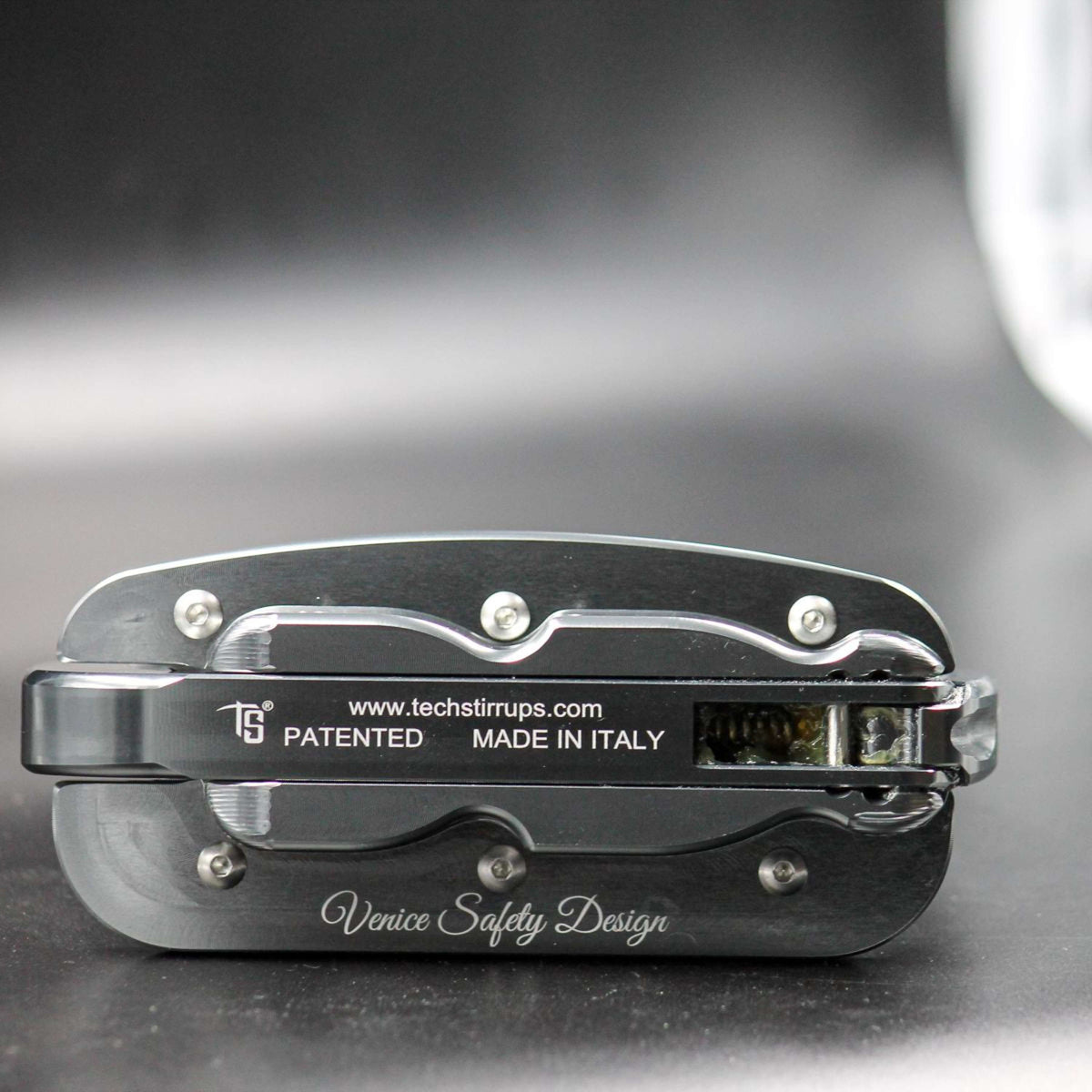Tech Stirrups Estribos Venice Plus Doma Titanio