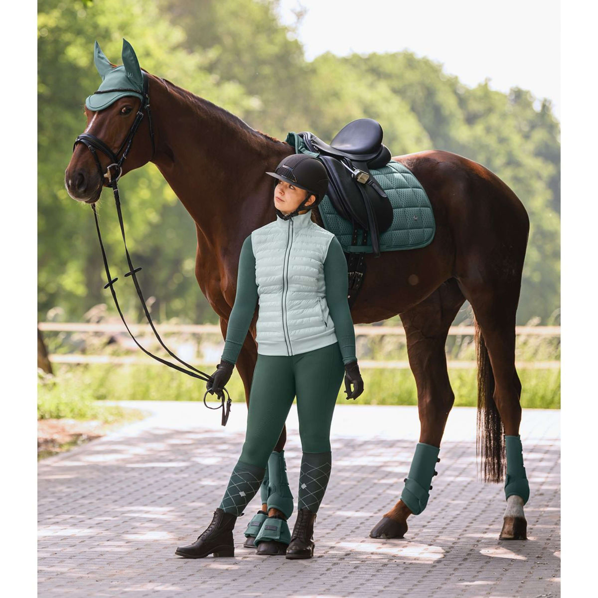 Waldhausen Mantilla Breath Performance Doma clásica Pine Green