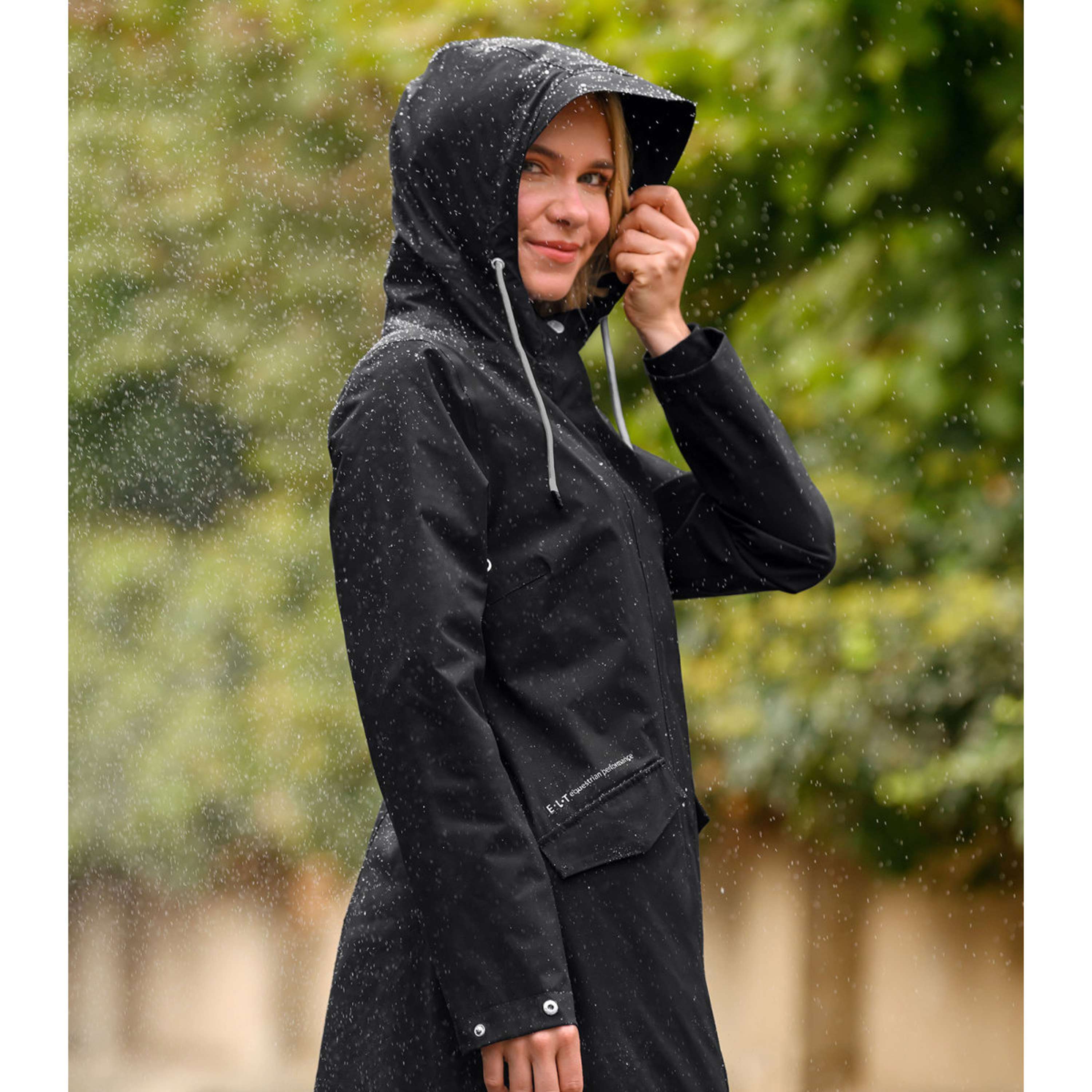 ELT Gabardina Larga Performance Negro