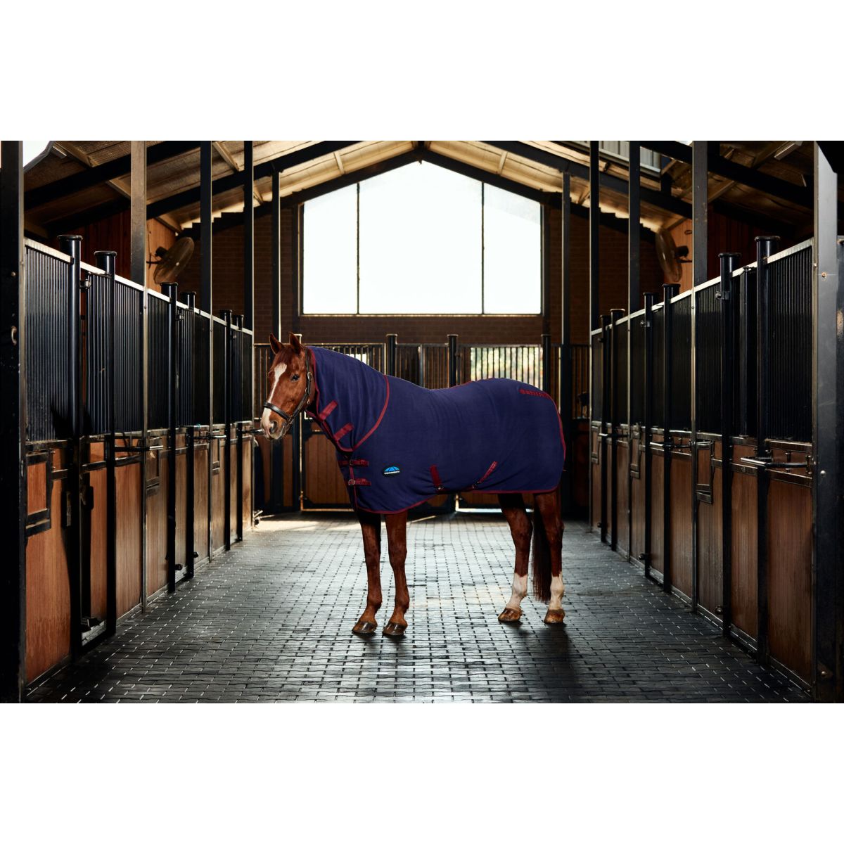 Weatherbeeta Manta de Forro Polar Anti-Static Cooler Combo Neck Navy/Burgundy