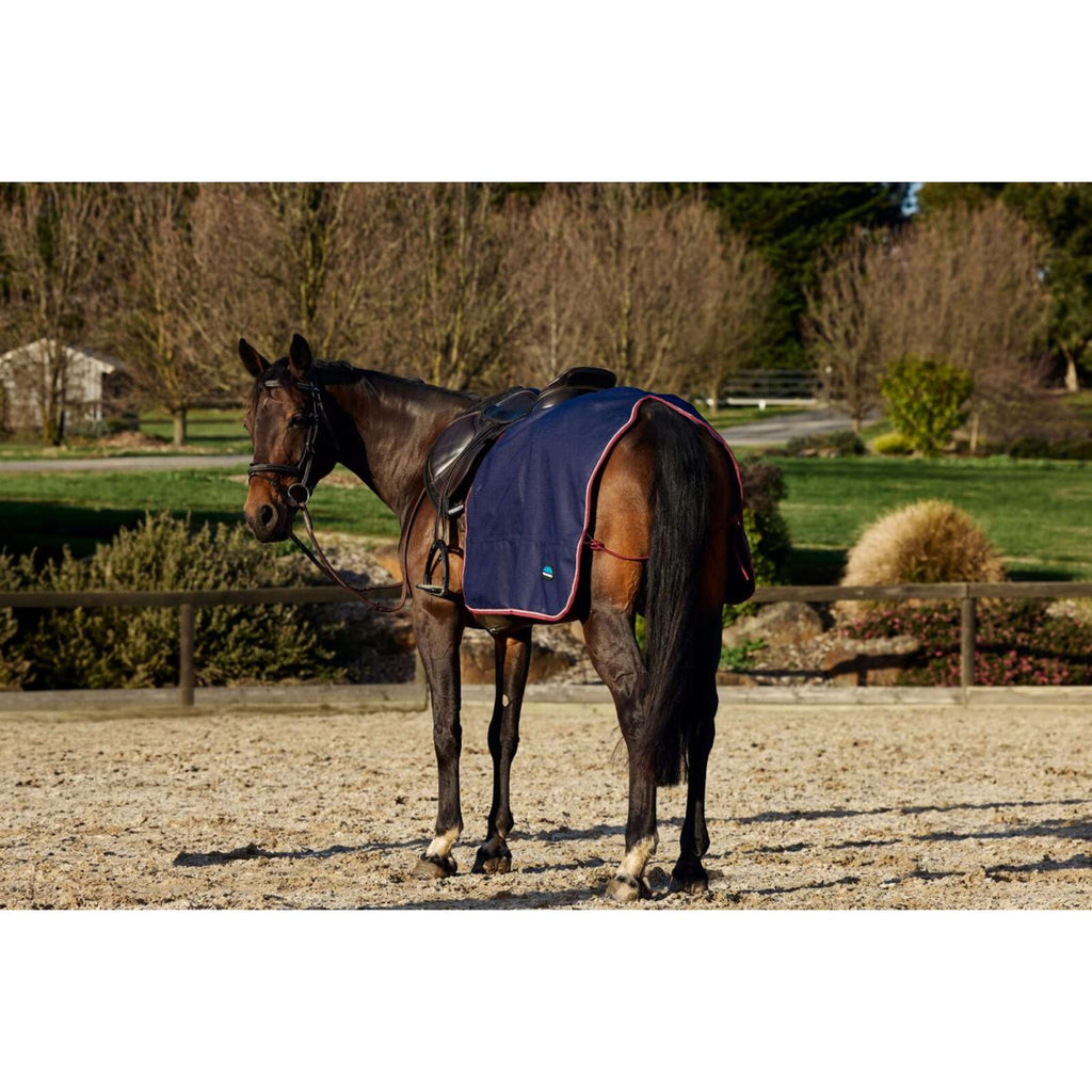 WeatherBeeta Manta de ejercicio Essential Fleece Lined Quarter Sheet Navy/Burgundy